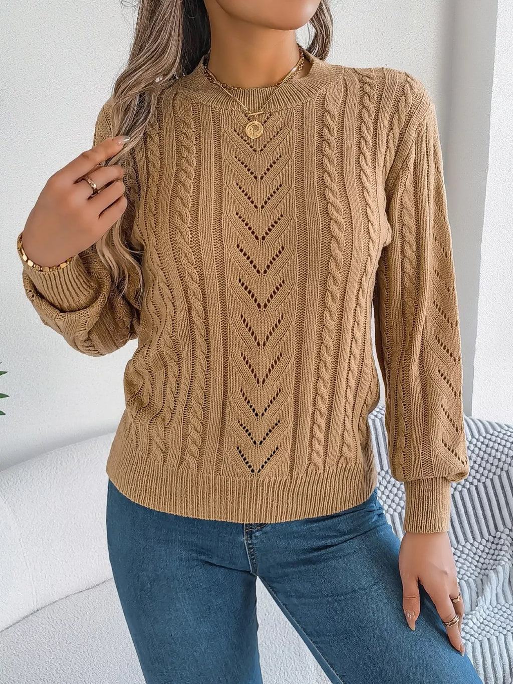 Cable-knit Round Neck Sweater (9)
