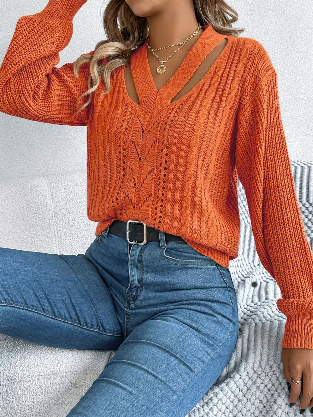 Cutout V-neck Long Sleeve Sweater (8)