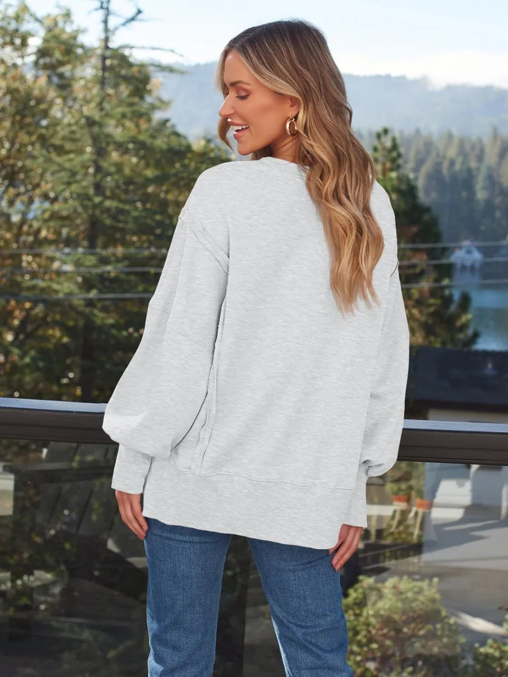 Slit Round Neck Long Sleeve Sweatshirt (5)