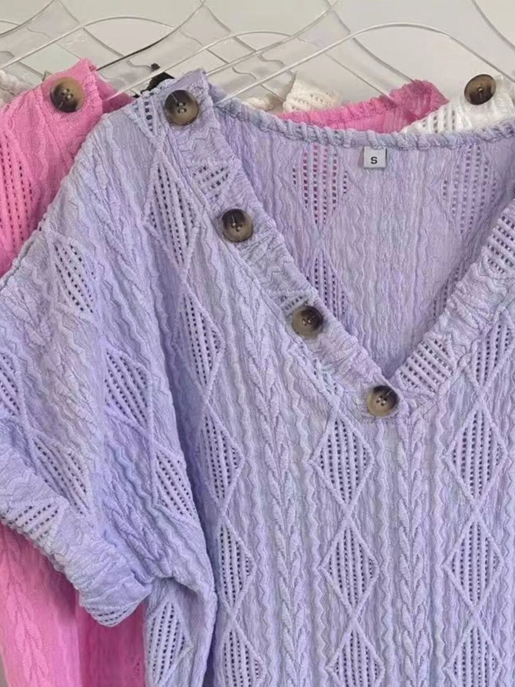 Textured V-neck Short Sleeve Top (20)