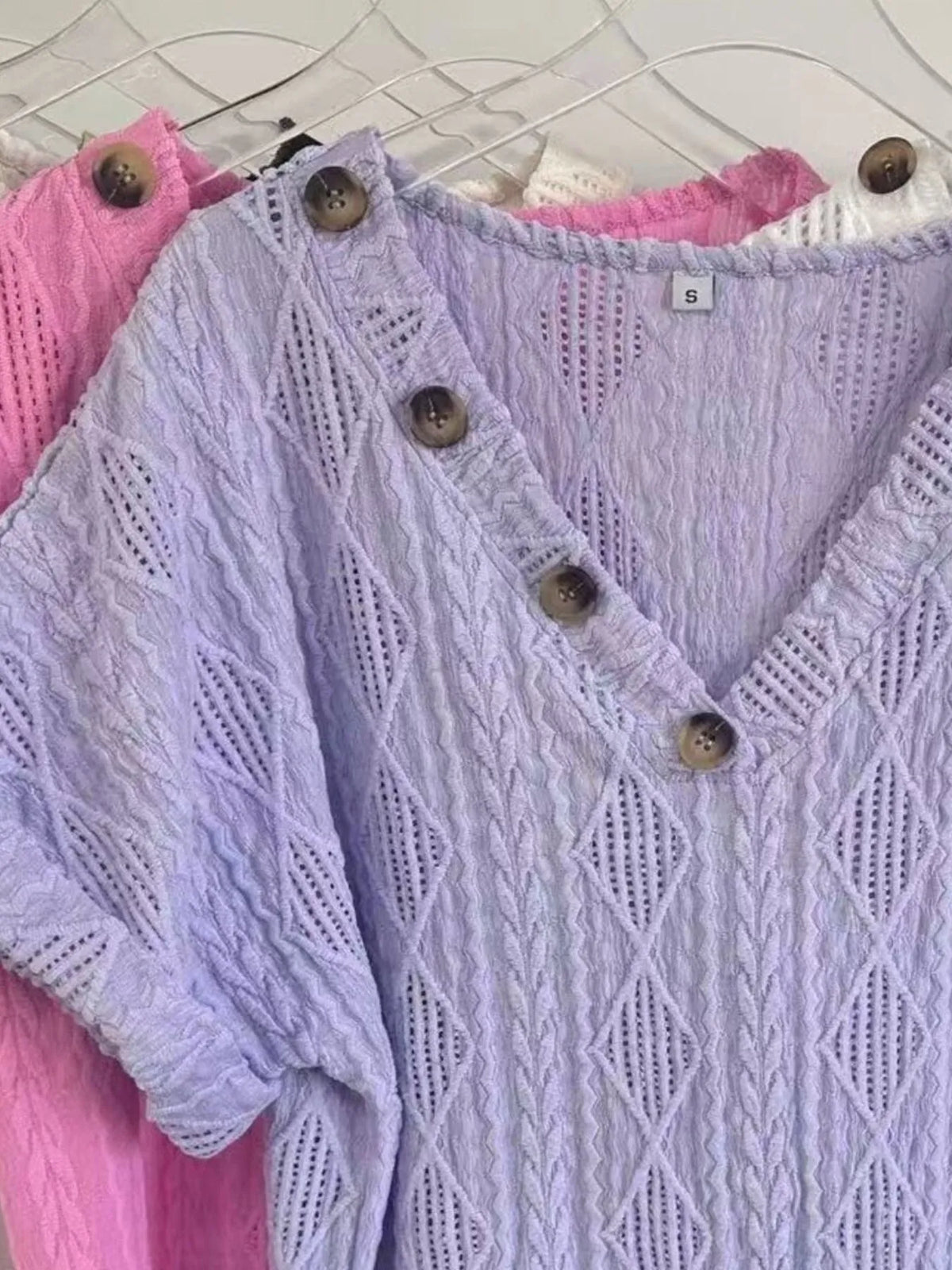 Textured V-neck Short Sleeve Top (20)