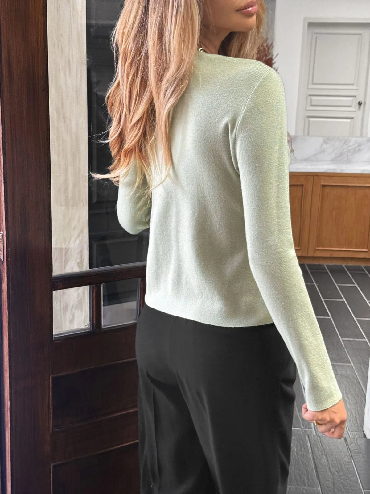 Button-up Long Sleeve Knit Cardigan (16)