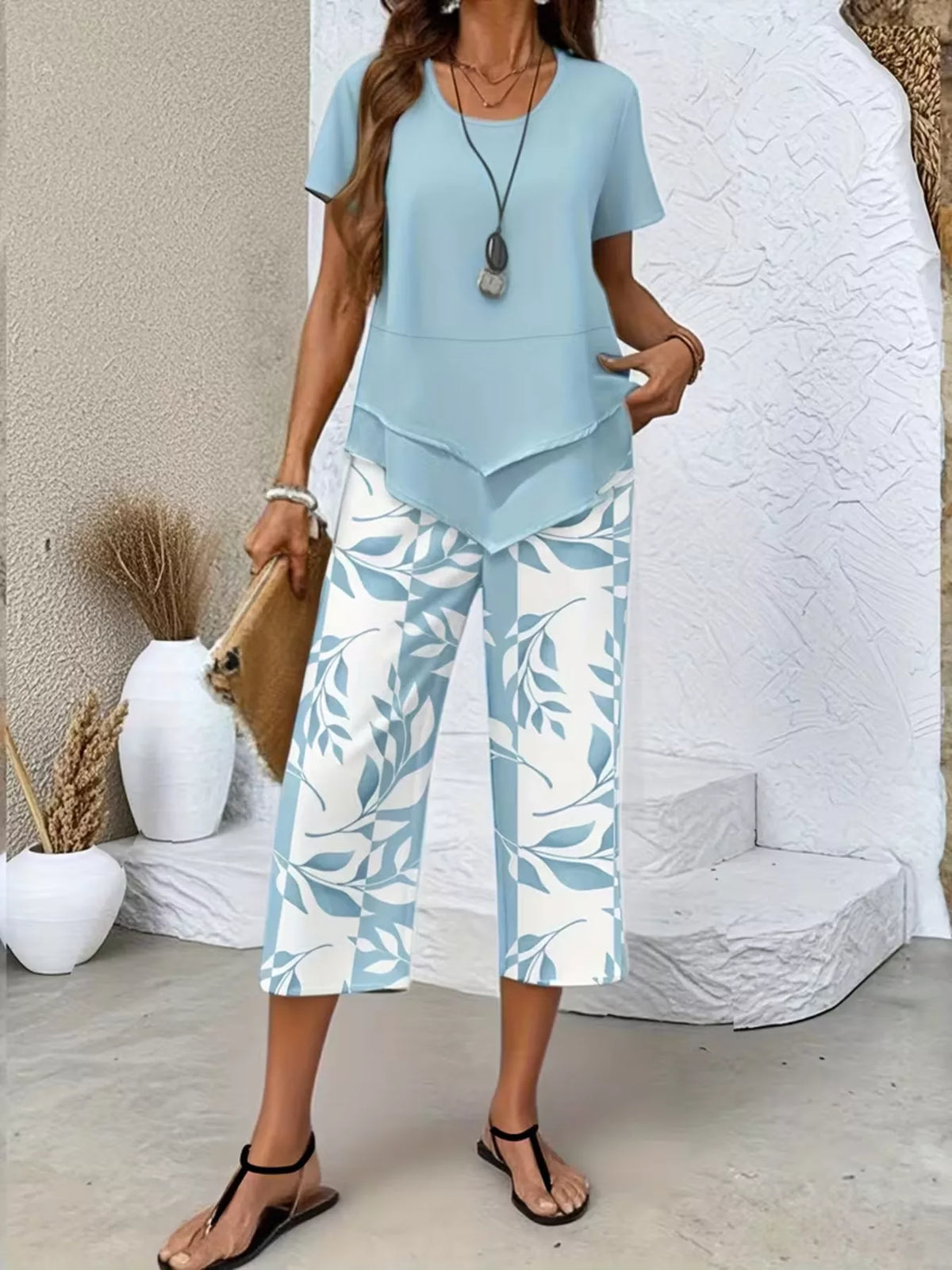 Layered Top Leaf Print Cropped Pants Set