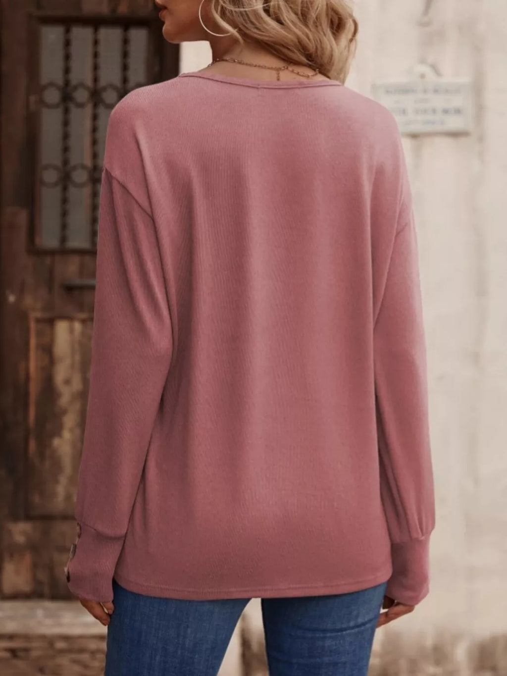 V-neck Long Sleeve T-shirt (9)