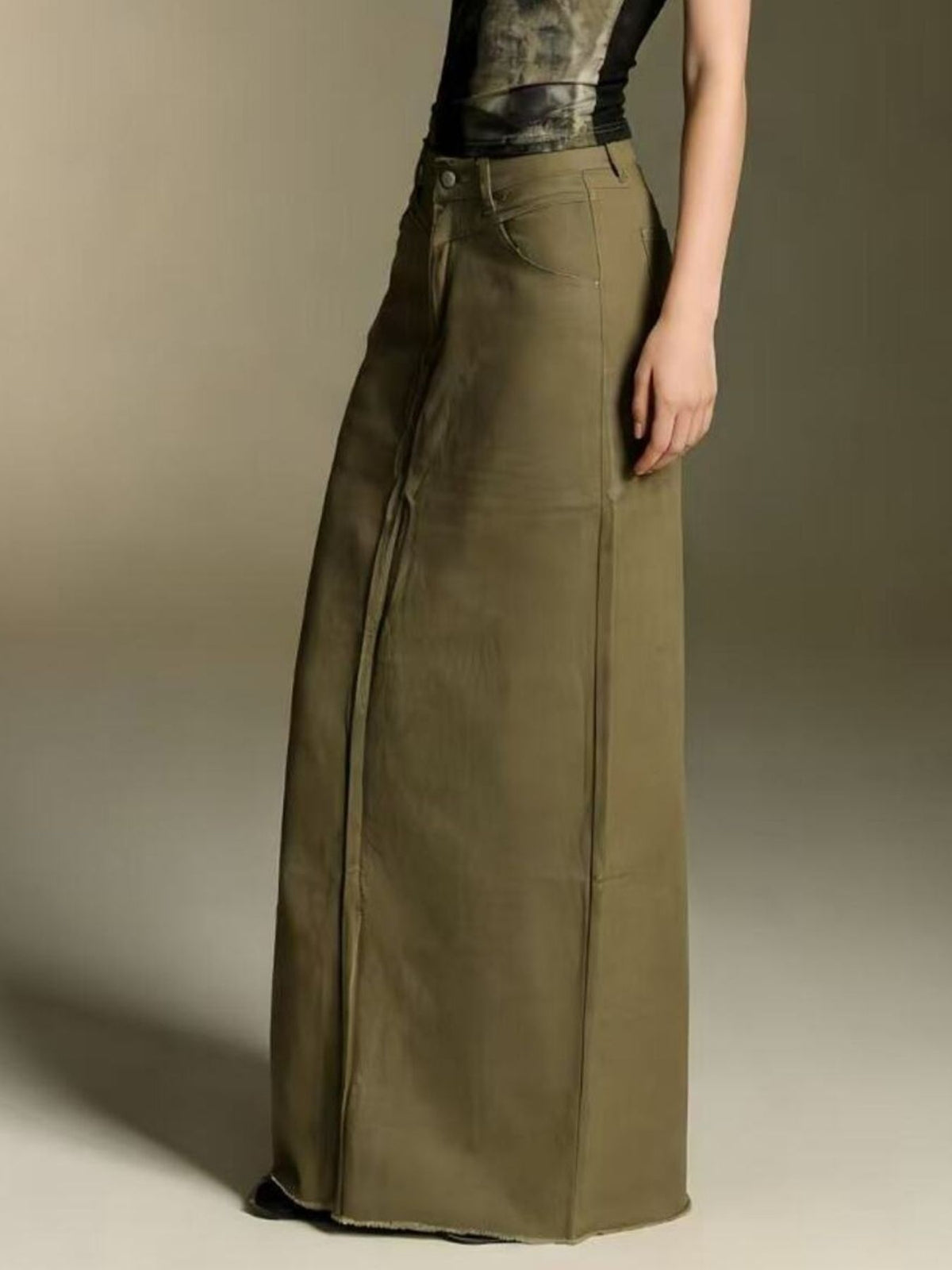Raw Hem Maxi Denim Skirt (13)
