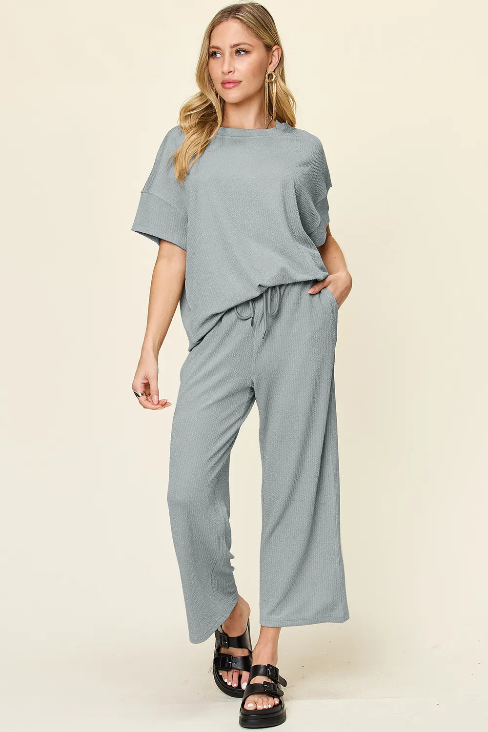Round Neck Short Sleeve Wide Leg Pants (23)