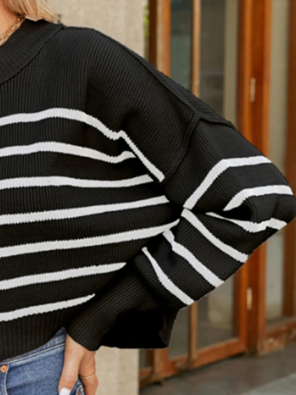 Round Neck Striped Lantern Sleeve Sweater (16)