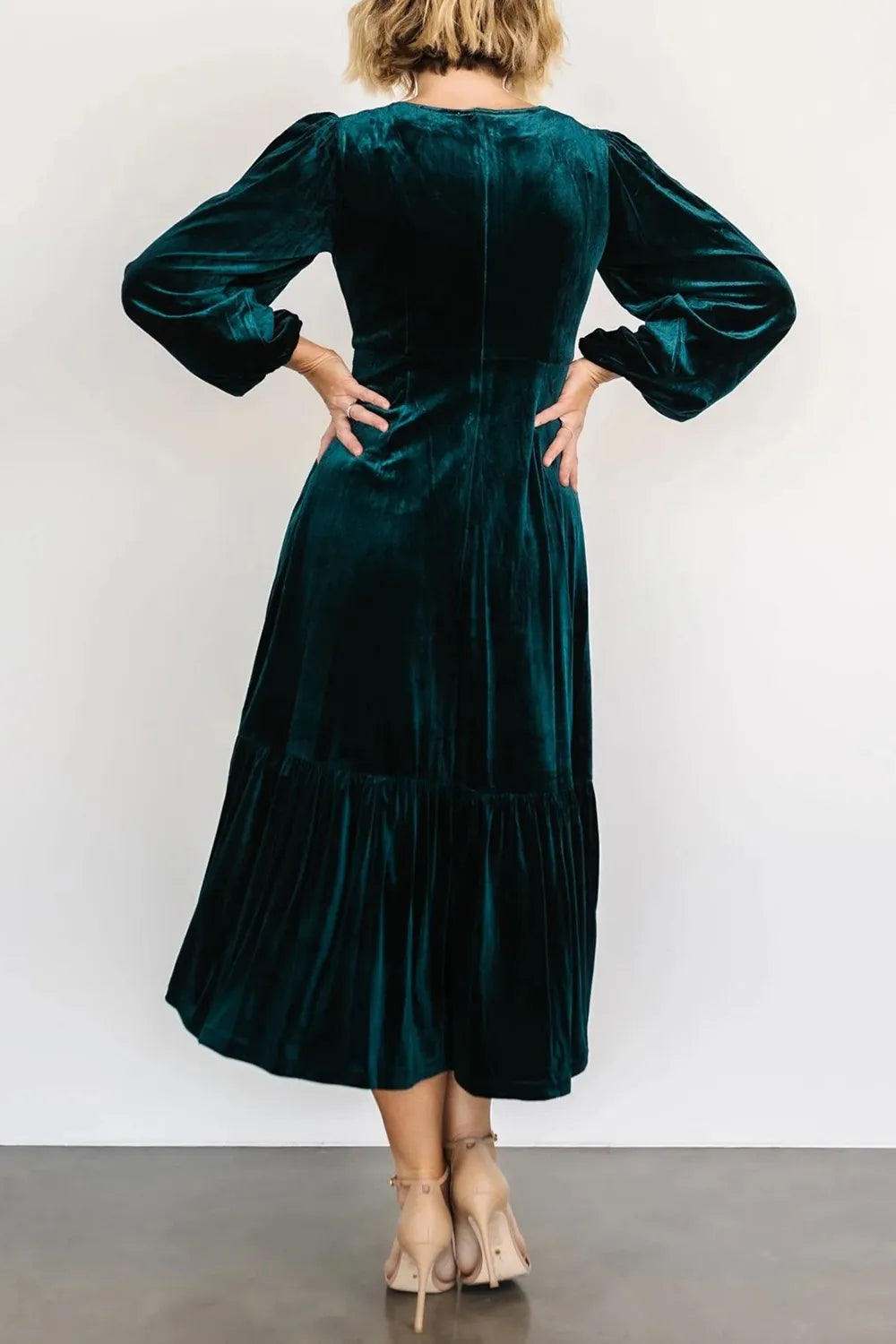 V-neck Long Sleeve Midi Velvet Dress (13)