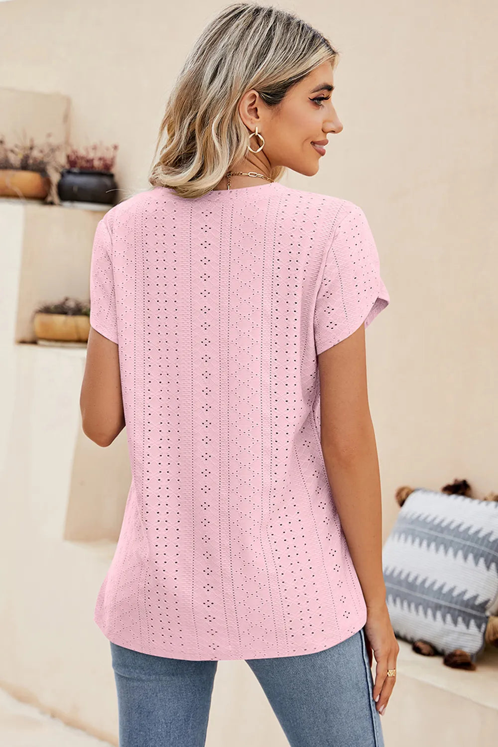 Eyelet V-neck Petal Sleeve T-shirt (4)