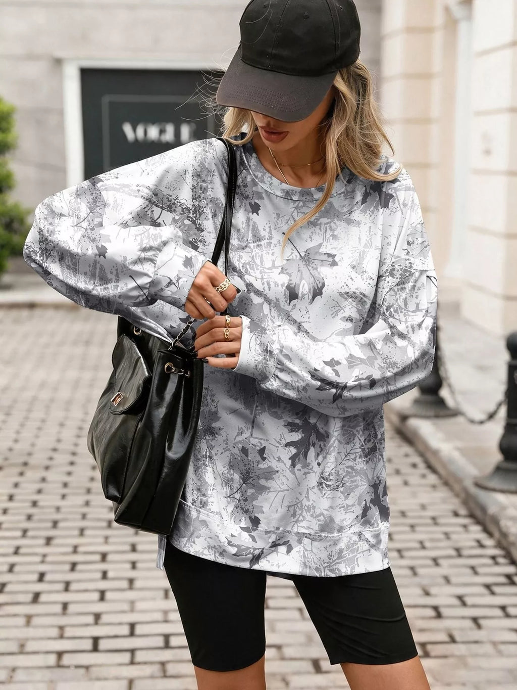 Printed Round Neck Sweatshirt (3)