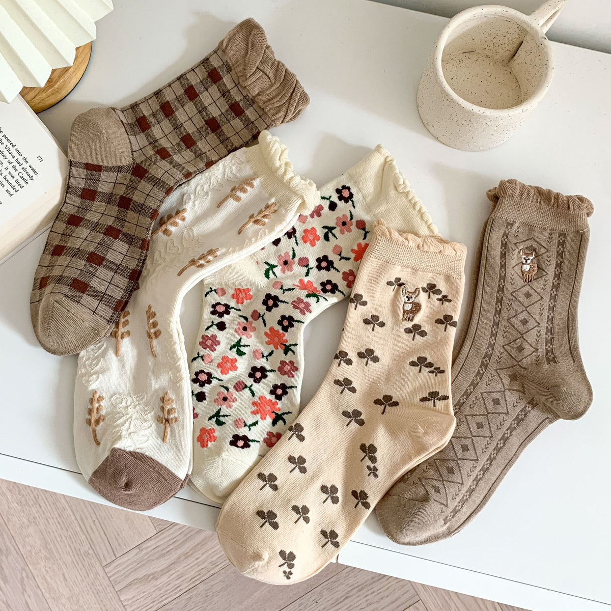 Cute Lace Rhombus Preppy Stockings photo 6