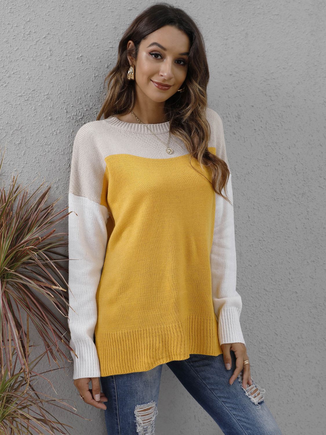 Block Round Neck Dropped Shoulder Sweater (6)