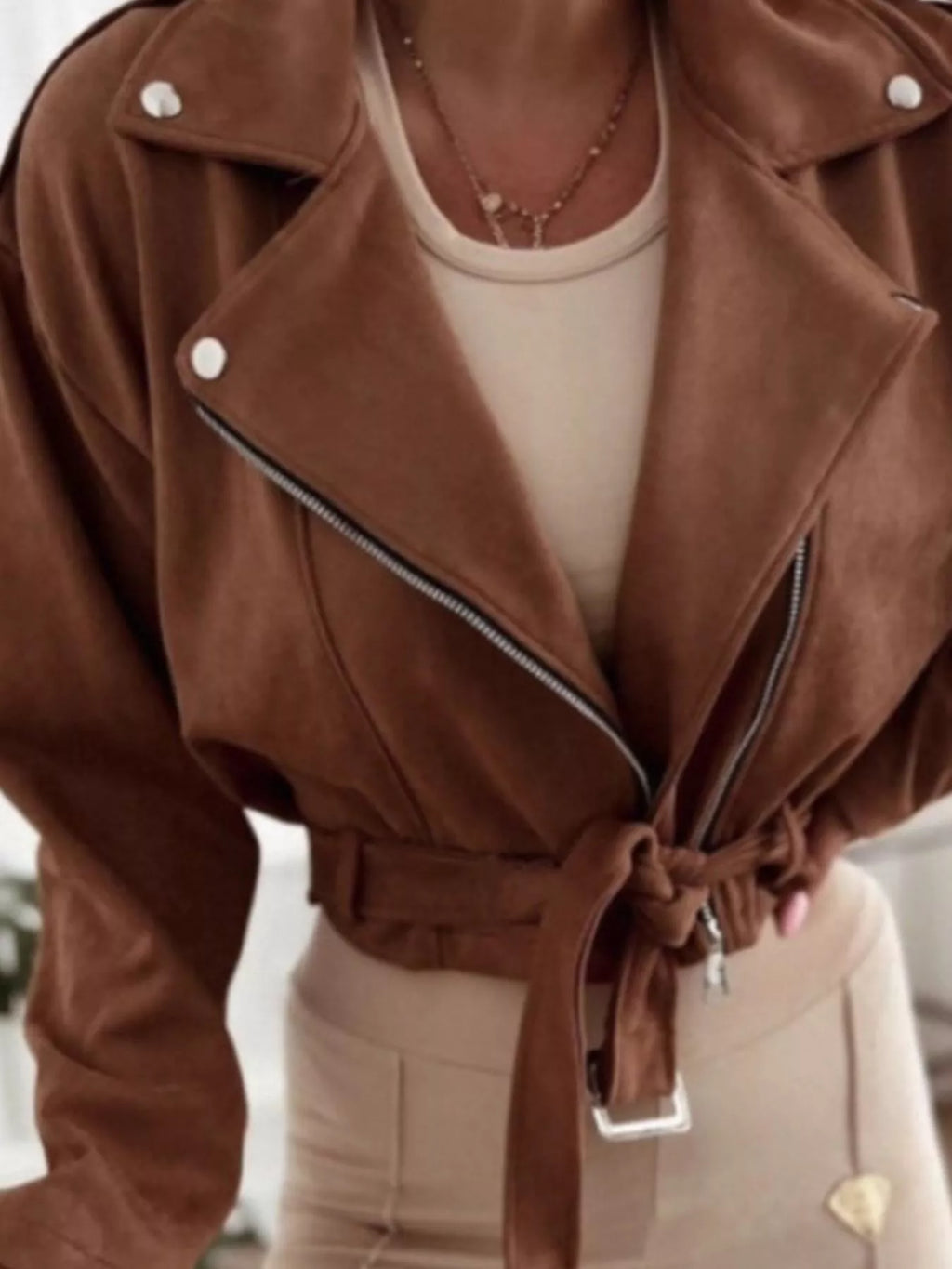 Cropped Biker Jacket Belt Detail (17)