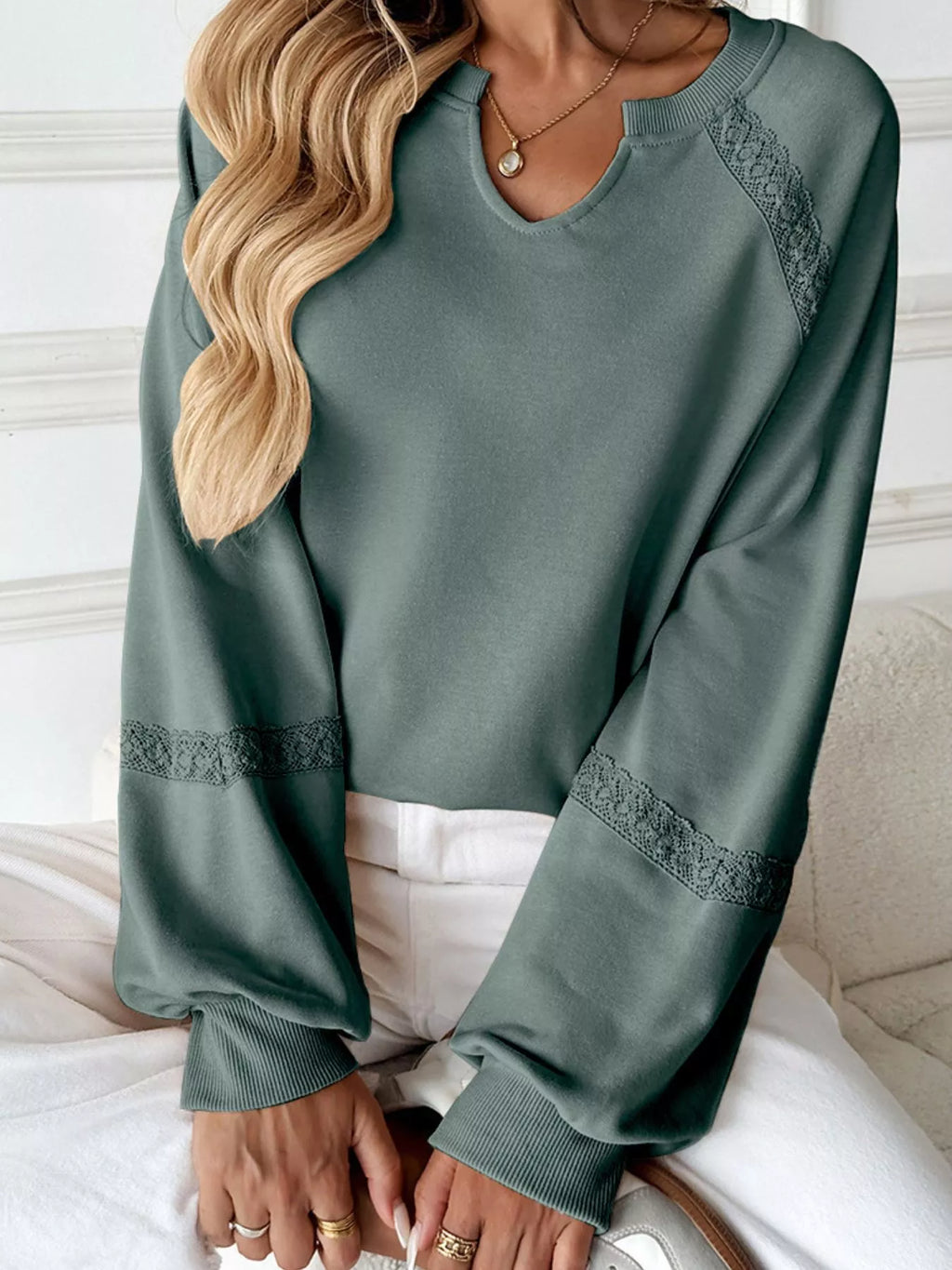 Notched Raglan Sleeve Sweatshirt (25)