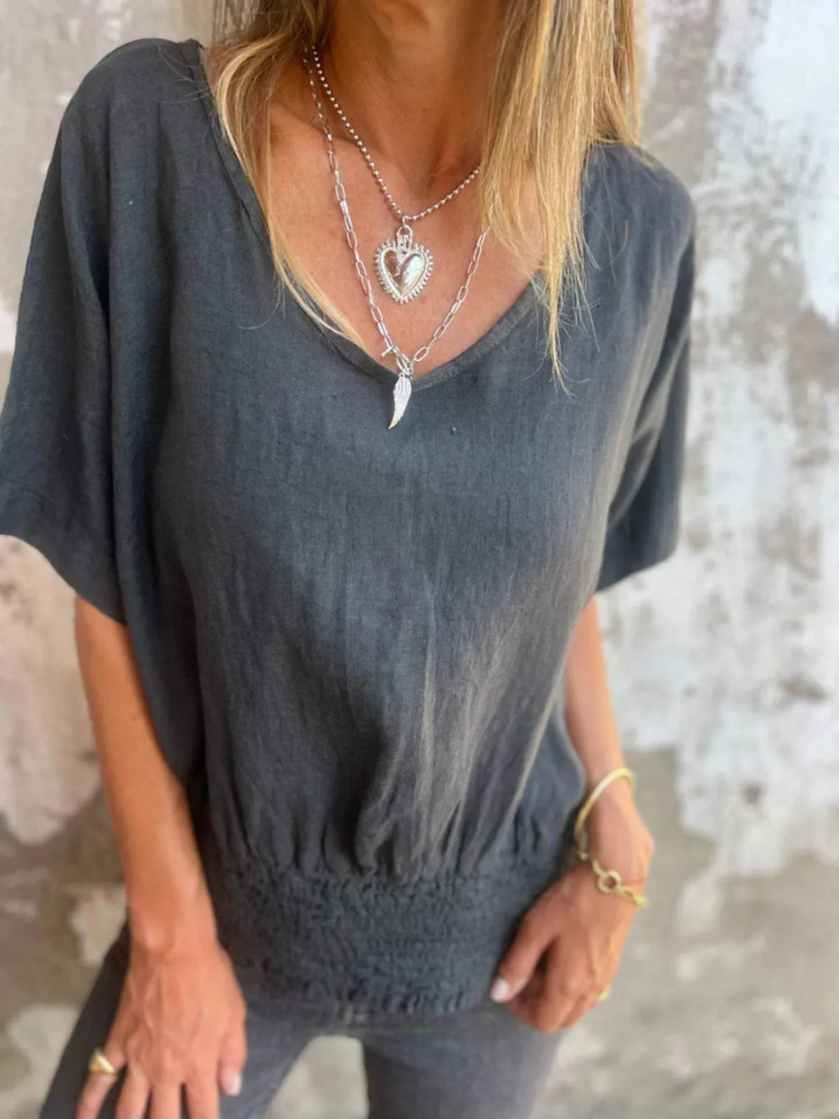 Full Size Smocked Hem V-neck Relaxed Fit T-shirt Plus (4)