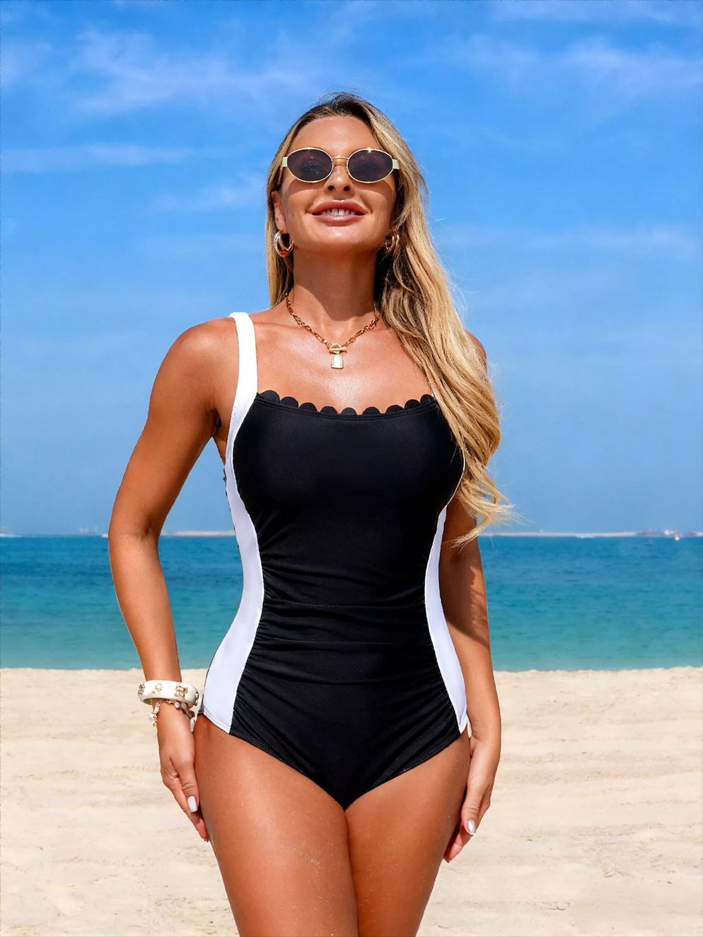 Two-tone Ruched One-piece Swimsuit (17)