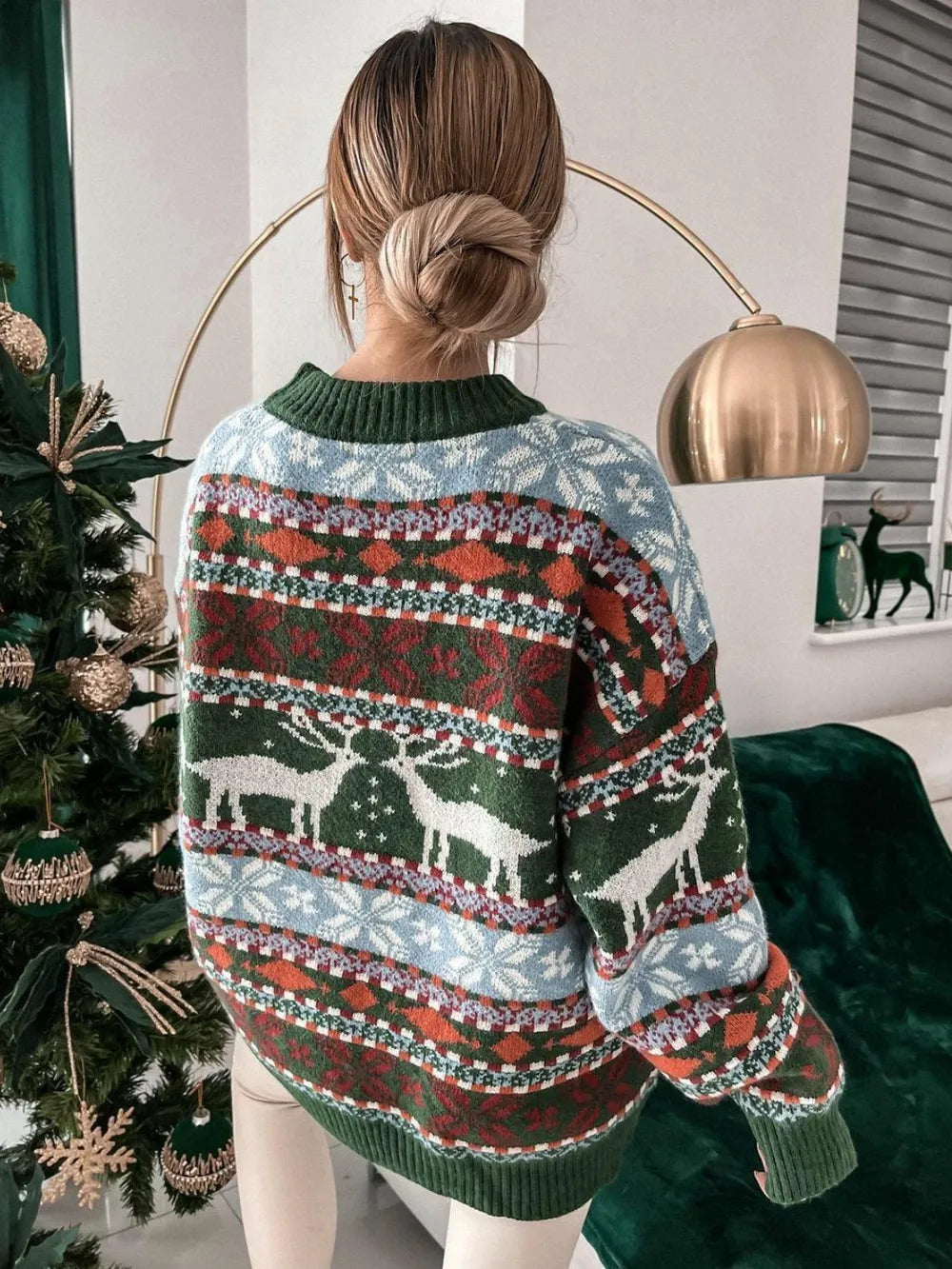 Geometric Round Neck Dropped Shoulder Sweater (6)