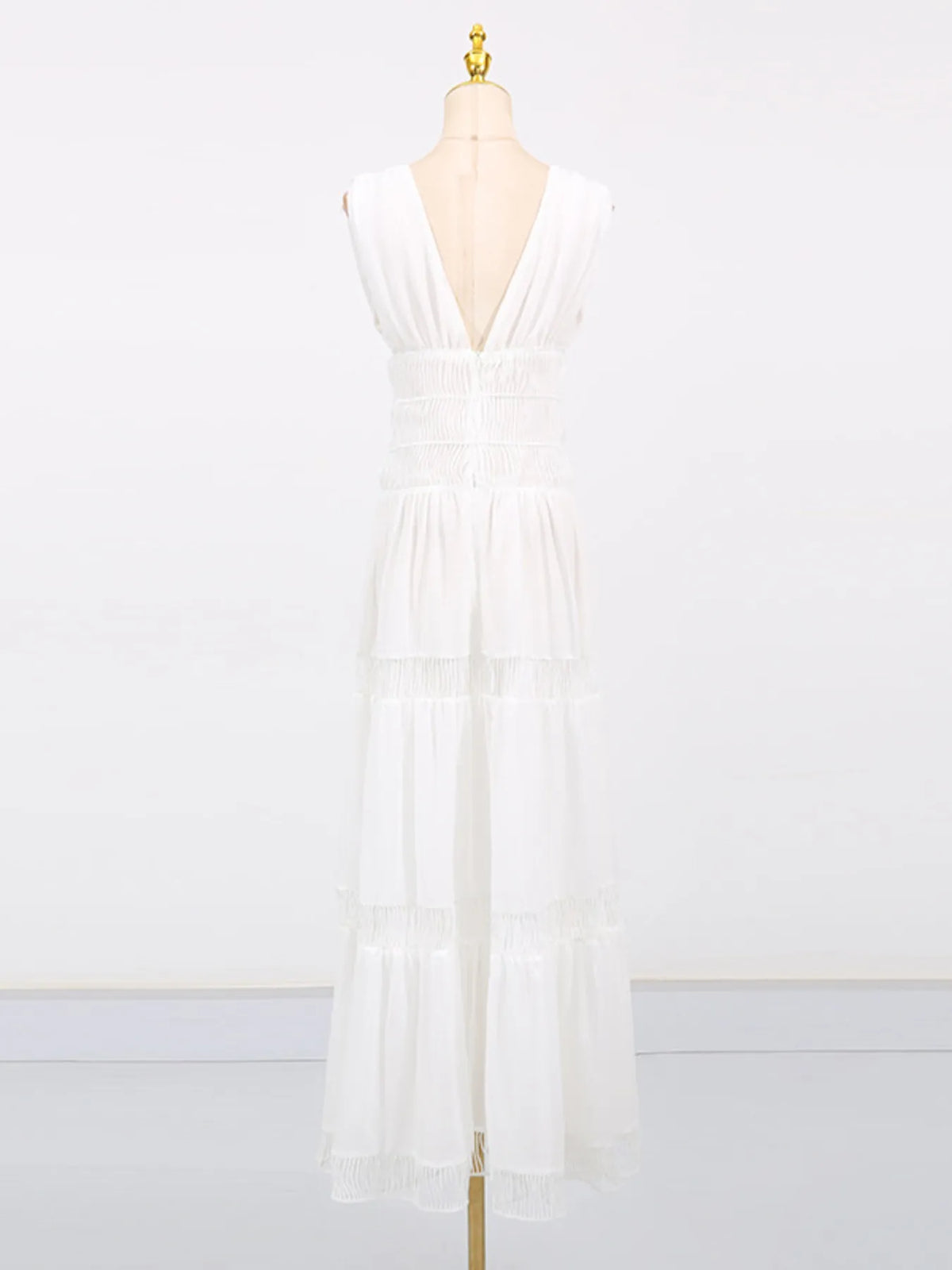 Tiered V-neck Sleeveless Maxi Dress (7)