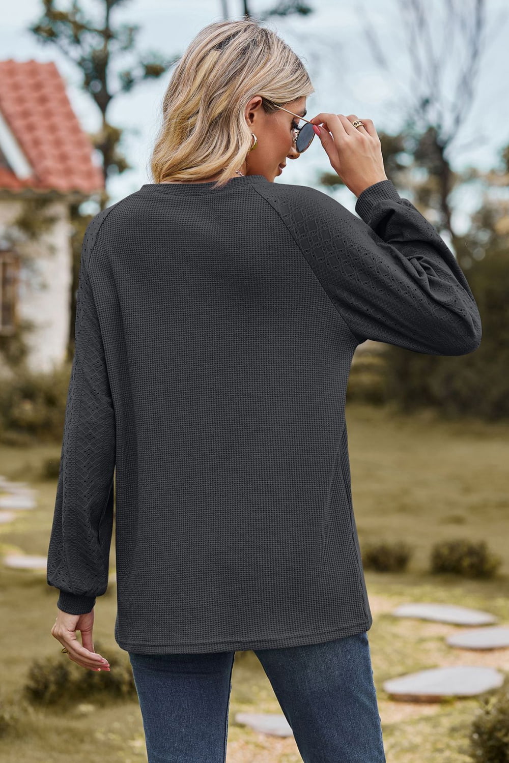 Round Neck Raglan Sleeve Sweatshirt (9)