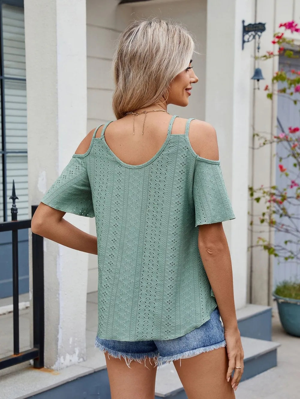 Round Neck Cold Shoulder Eyelet T-shirt (3)