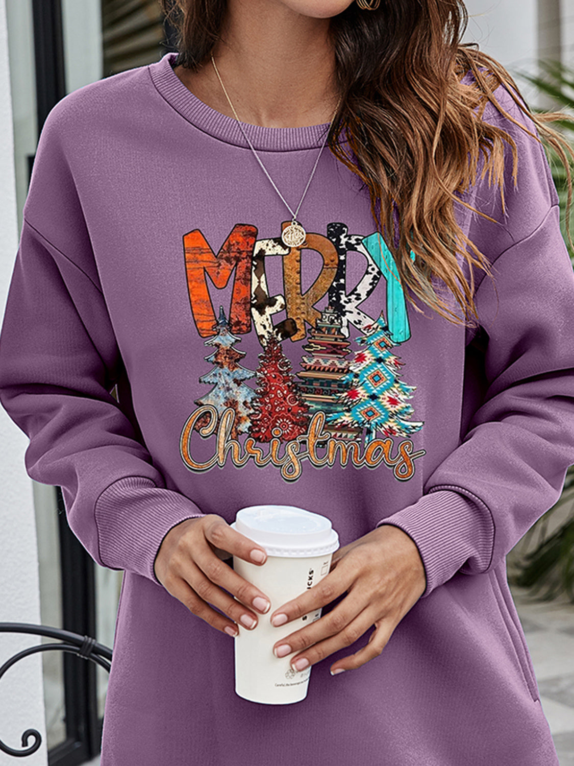 Merry Graphic Sweatshirt (18)