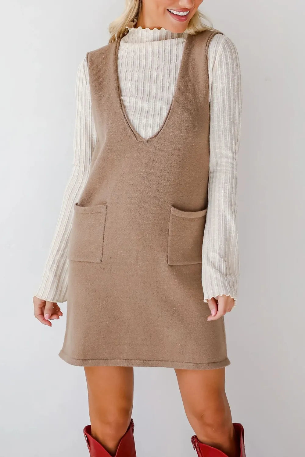 Pocketed V-neck Mini Sweater Overall Dress (2)