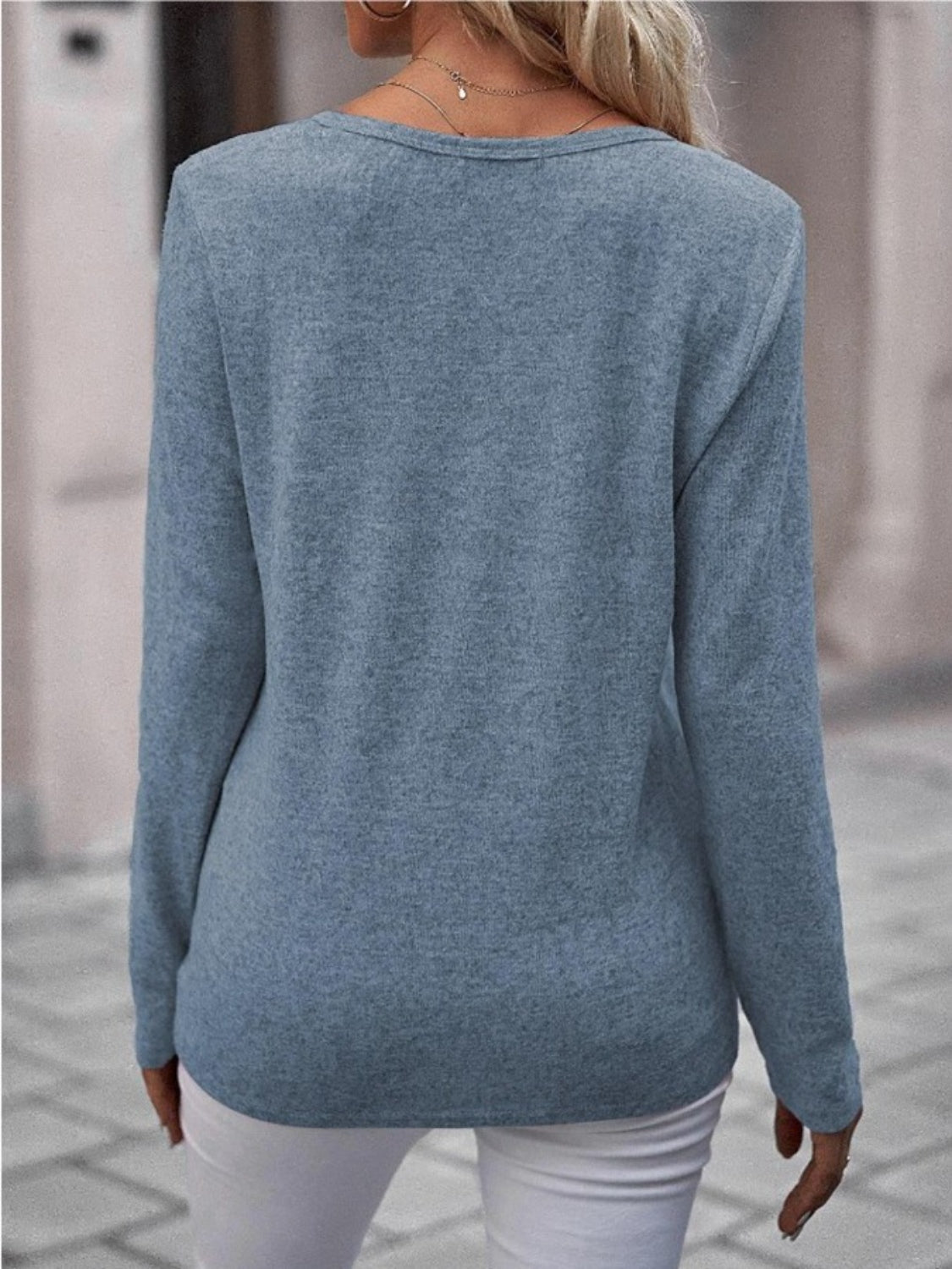 Round Neck Buttoned Long Sleeve T-shirt (15)