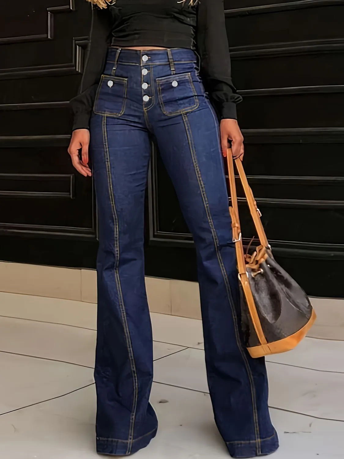 Flare Jeans Pockets