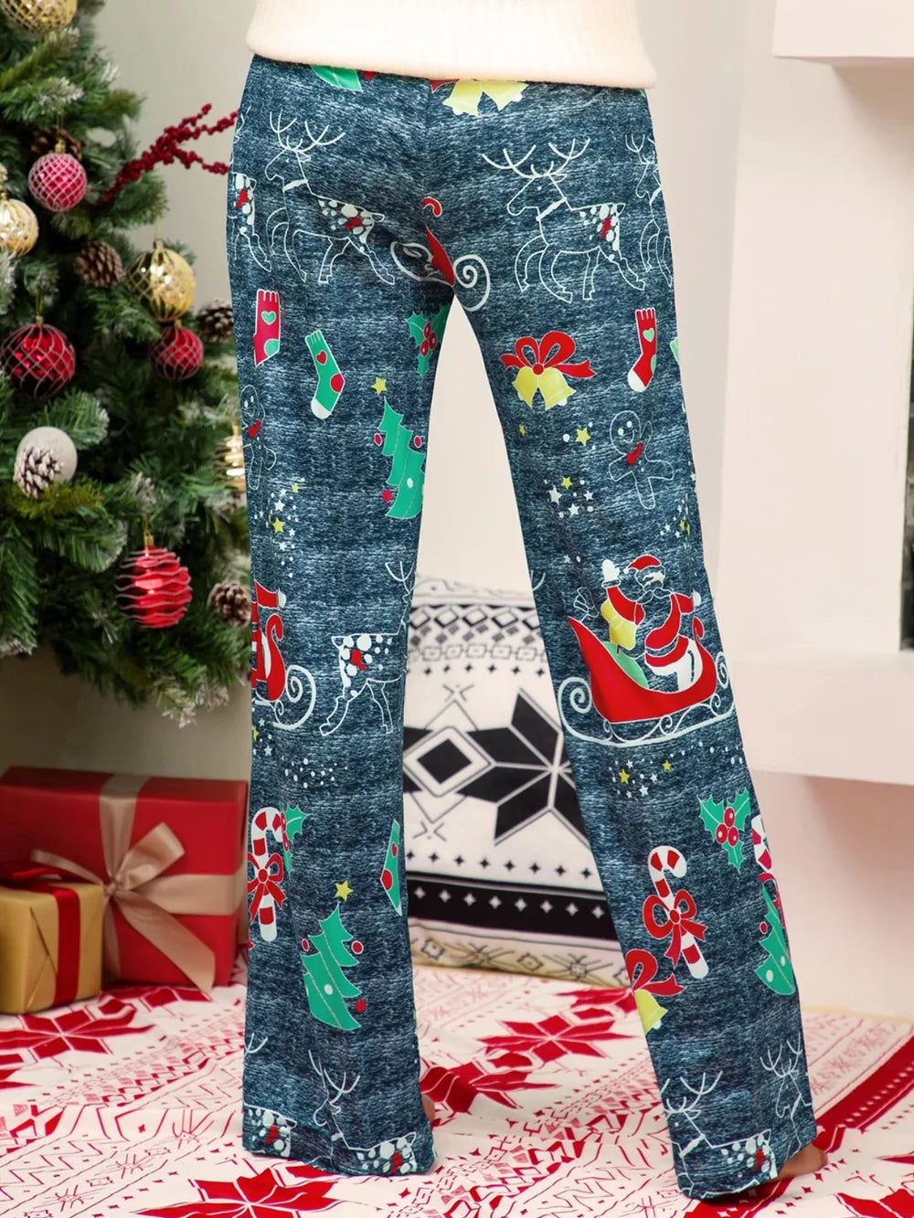 Christmas Straight Leg Pants (17)