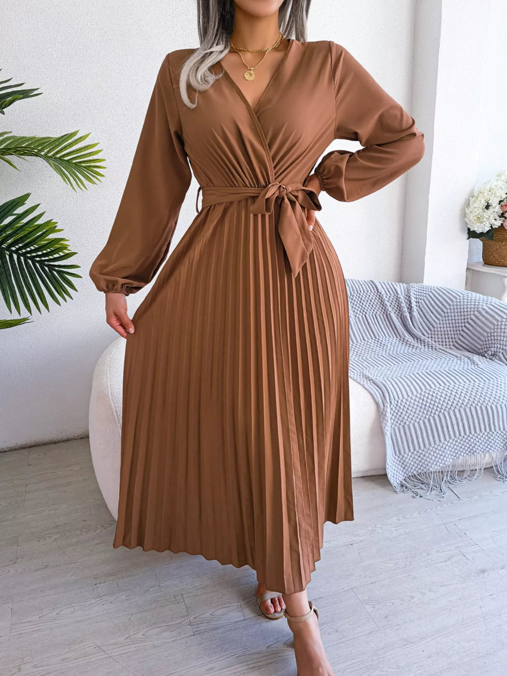 Elegant Pleated Front Tie Long Sleeve Dress (7)