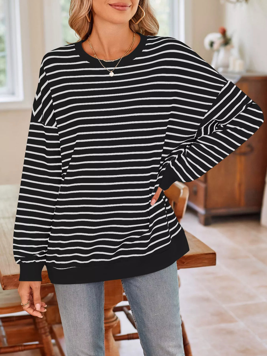 Oversized Striped Crewneck Sweatshirt (2)