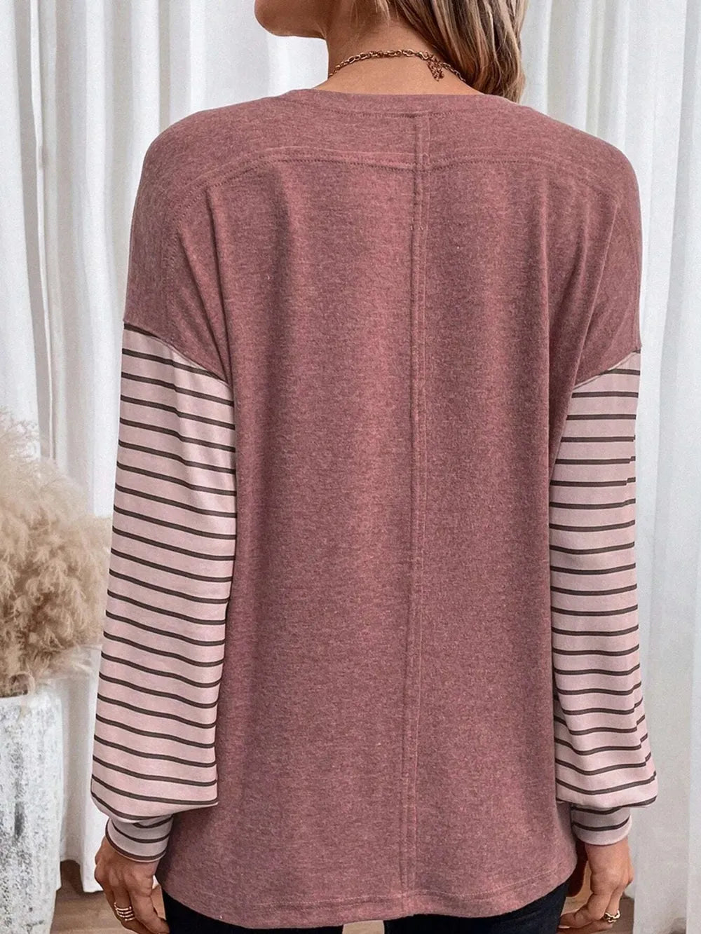 Round Neck Striped Long Sleeve Slit T-shirt (13)