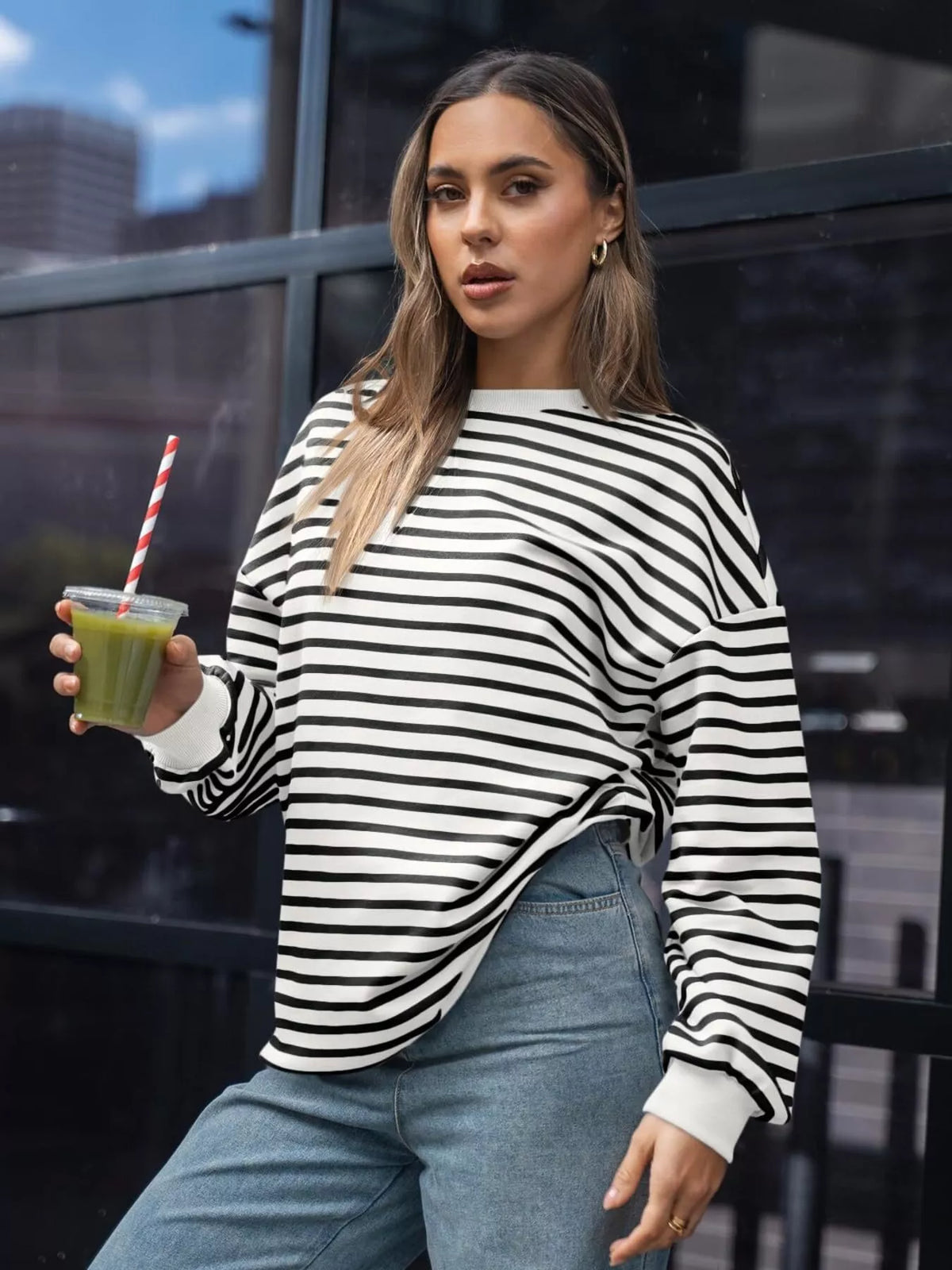 Striped Round Neck Oversized Casual Sweatshirt (2)