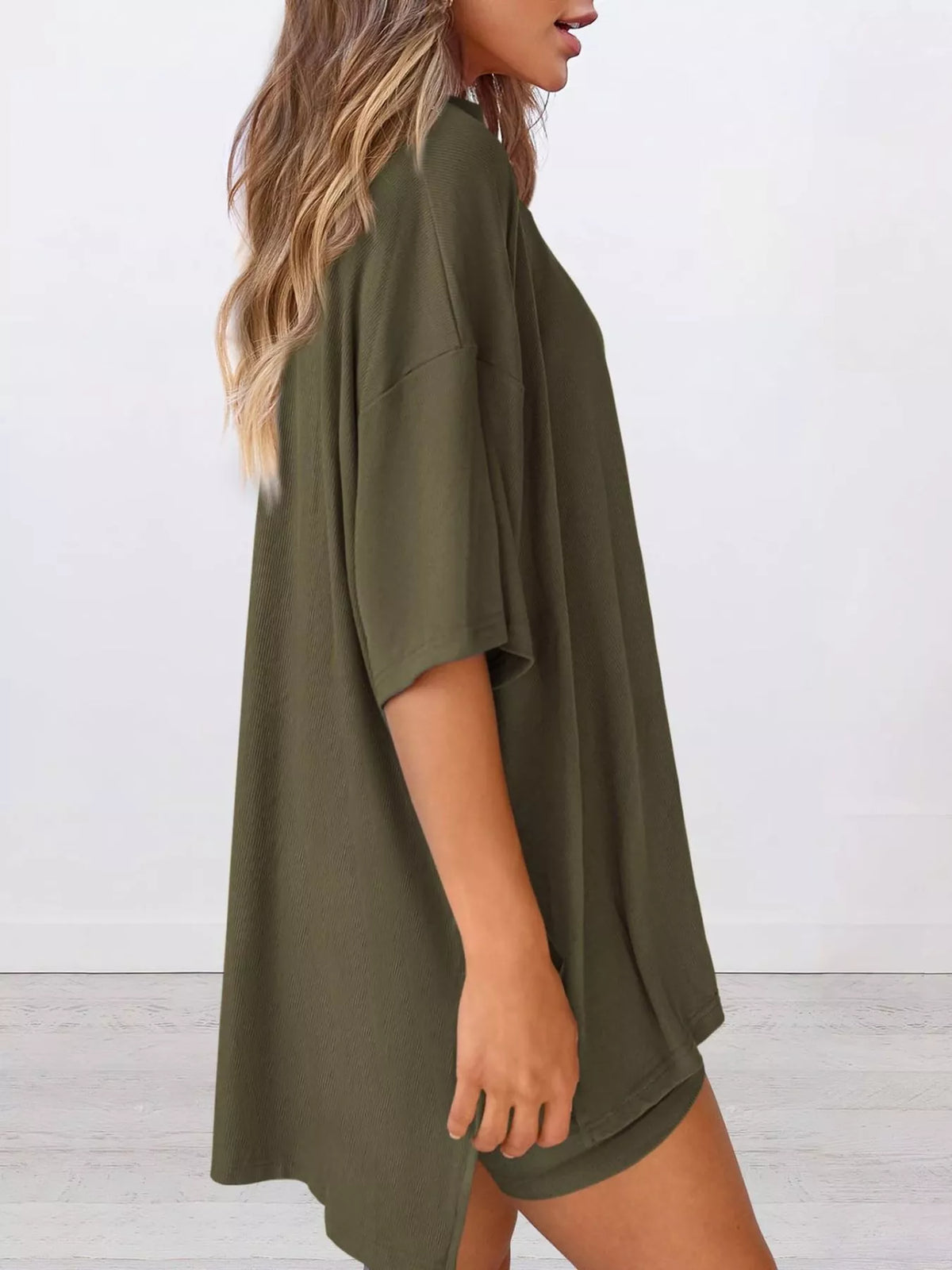 Full Size Half Sleeve T-shirt Shorts Set Plus (4)
