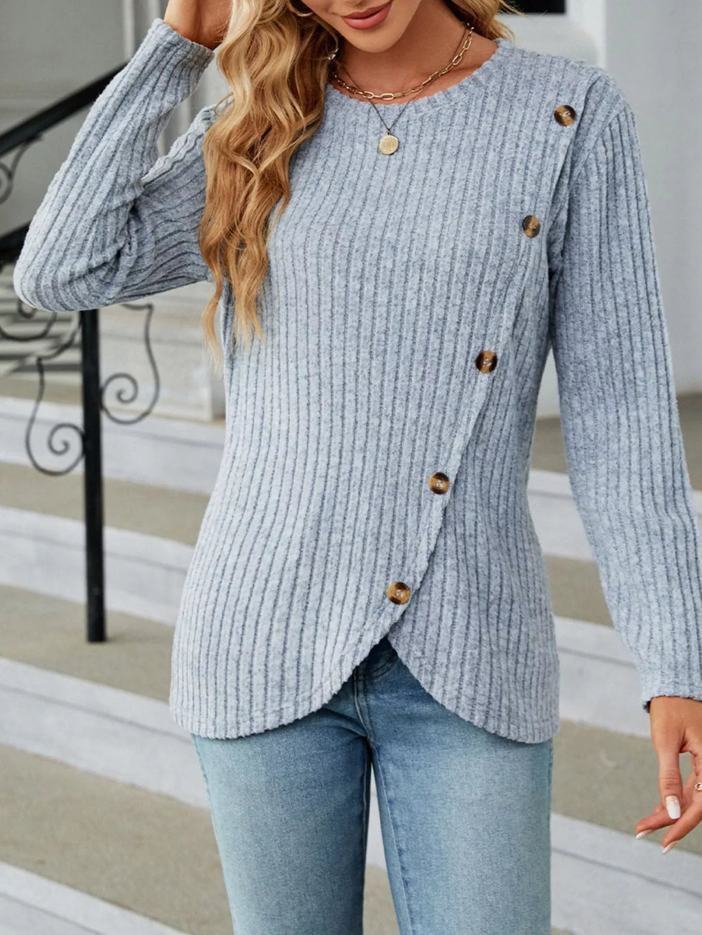 Ribbed Knit Decor Button T-shirt (2)