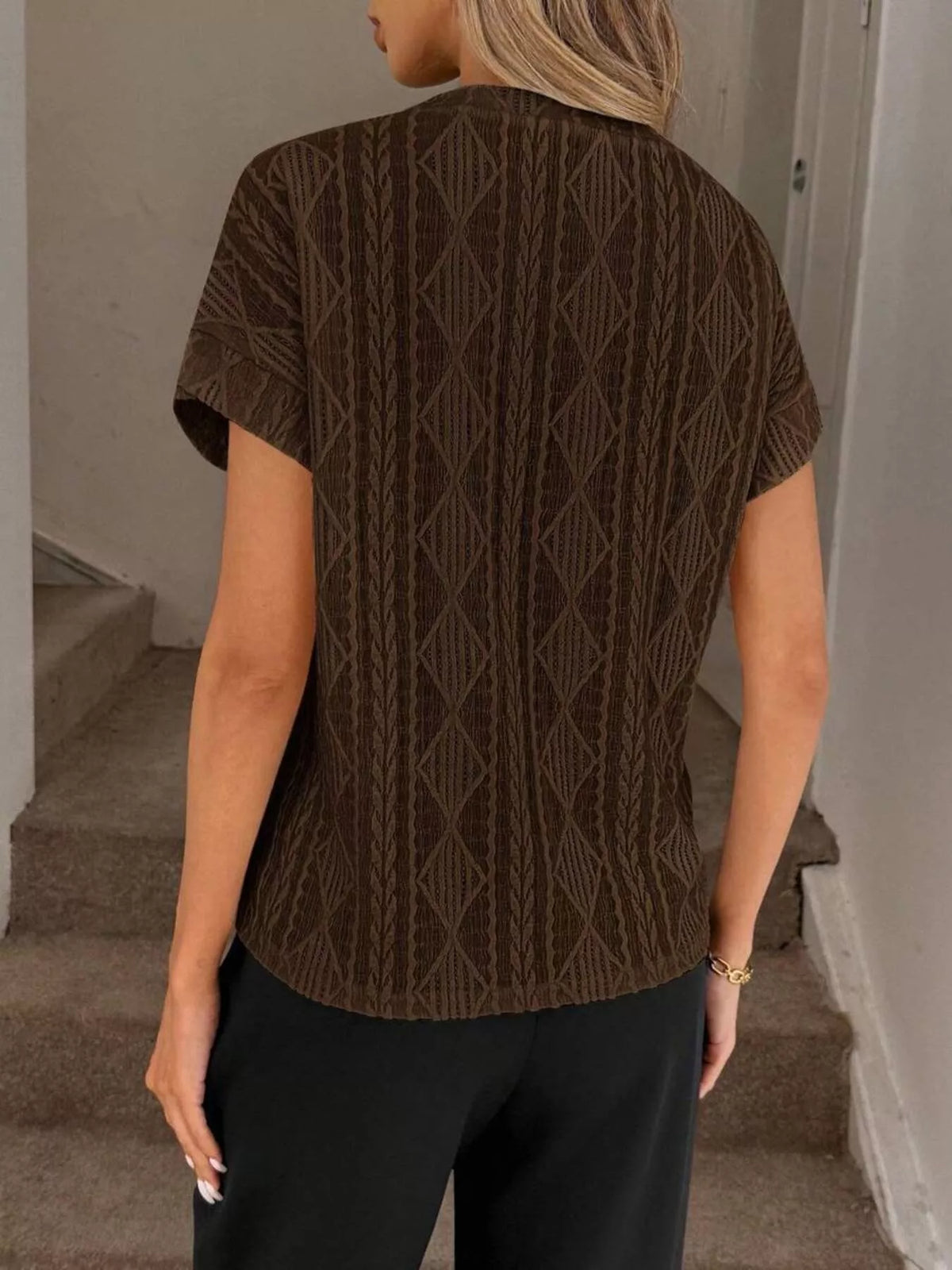 Diamond Pattern Round Neck Top (6)