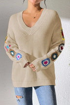 Crochet Flower V-neck Sweater (13)
