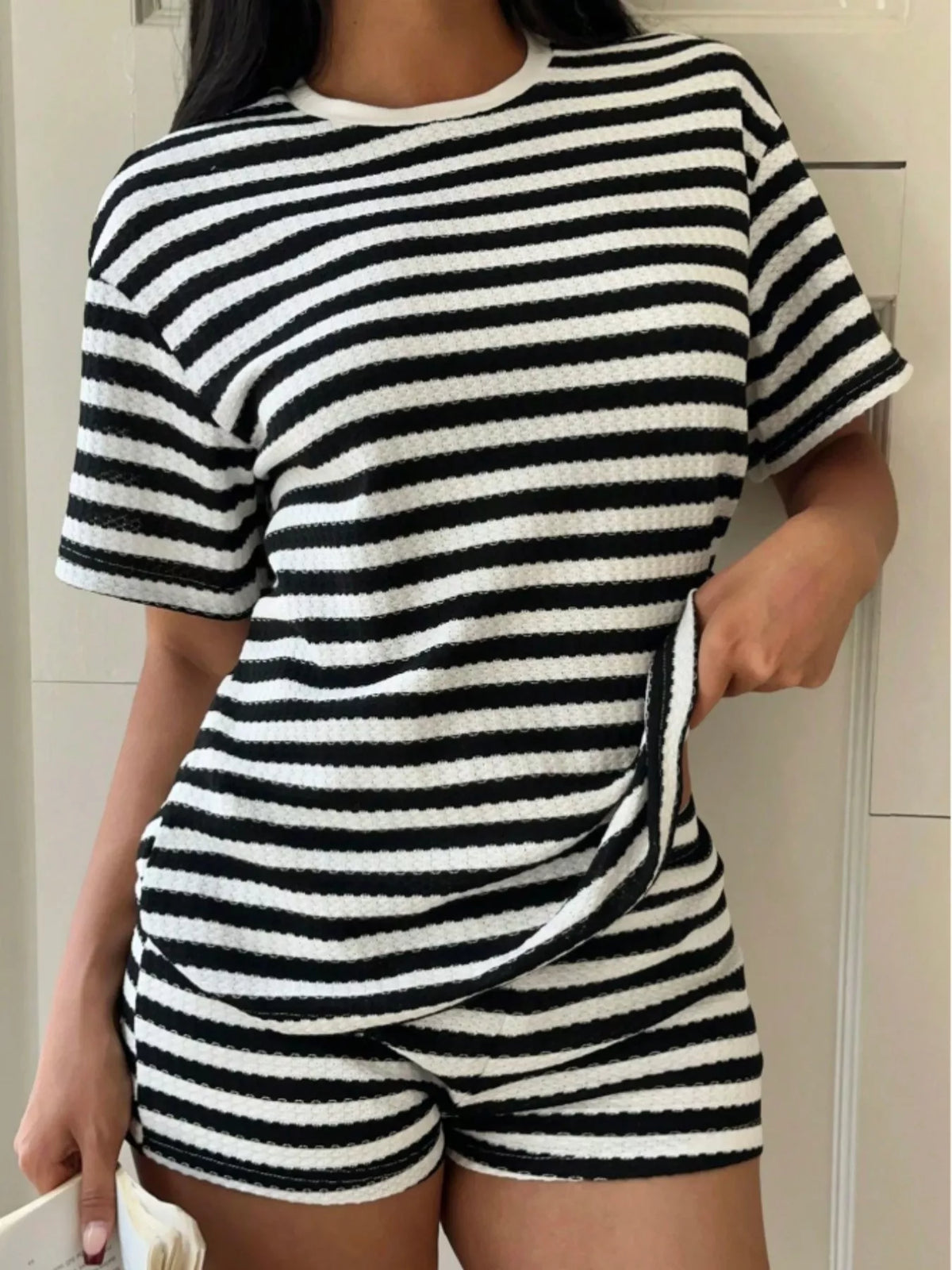 Striped Round Neck Top Shorts Set (6)