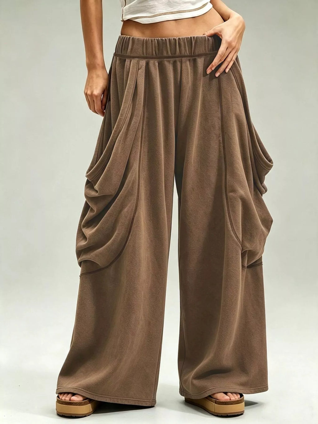 Oversized Wide-leg Cargo Pants (8)