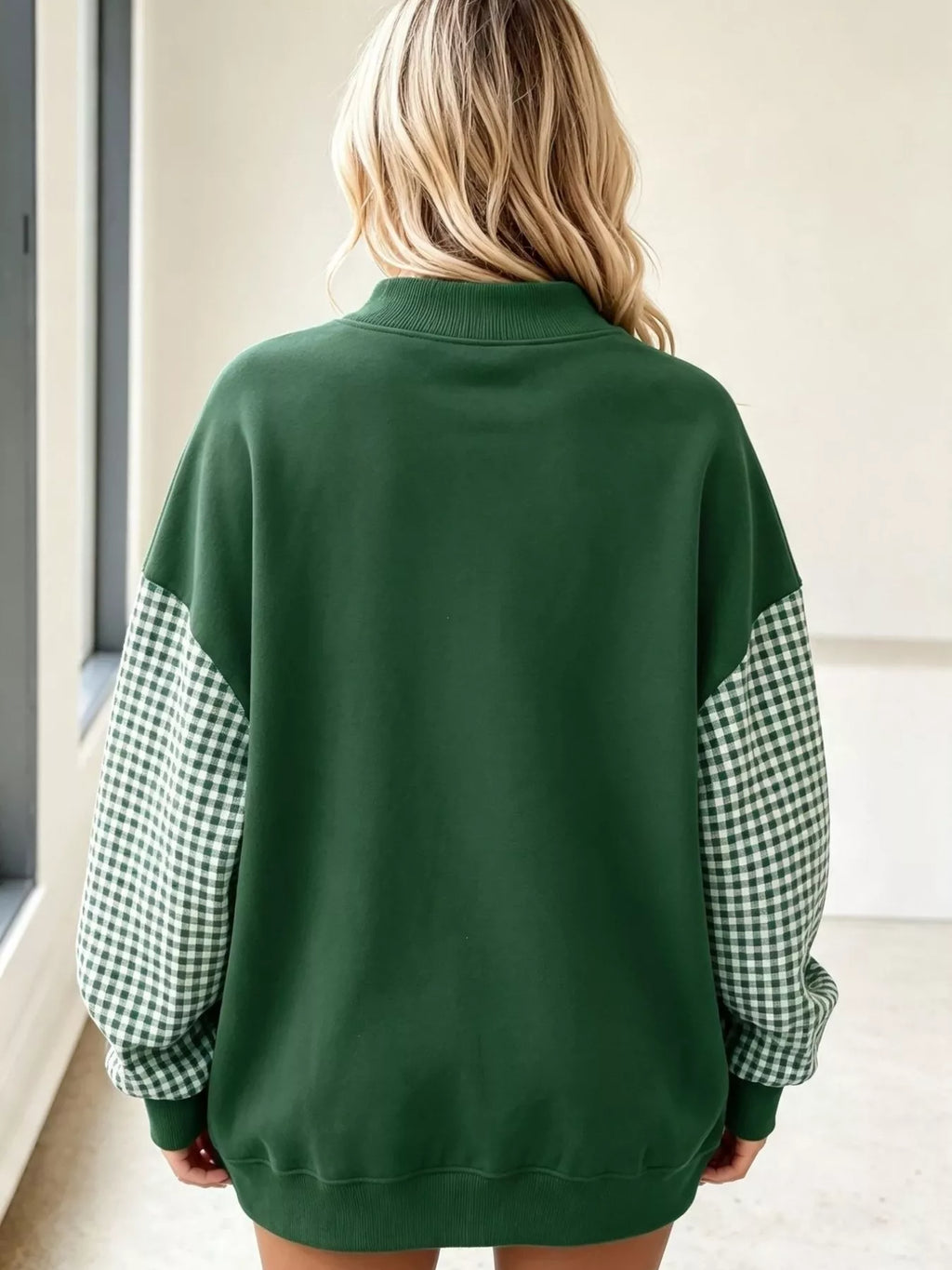 Gingham Sleeves Round Neck Sweatshirt (3)