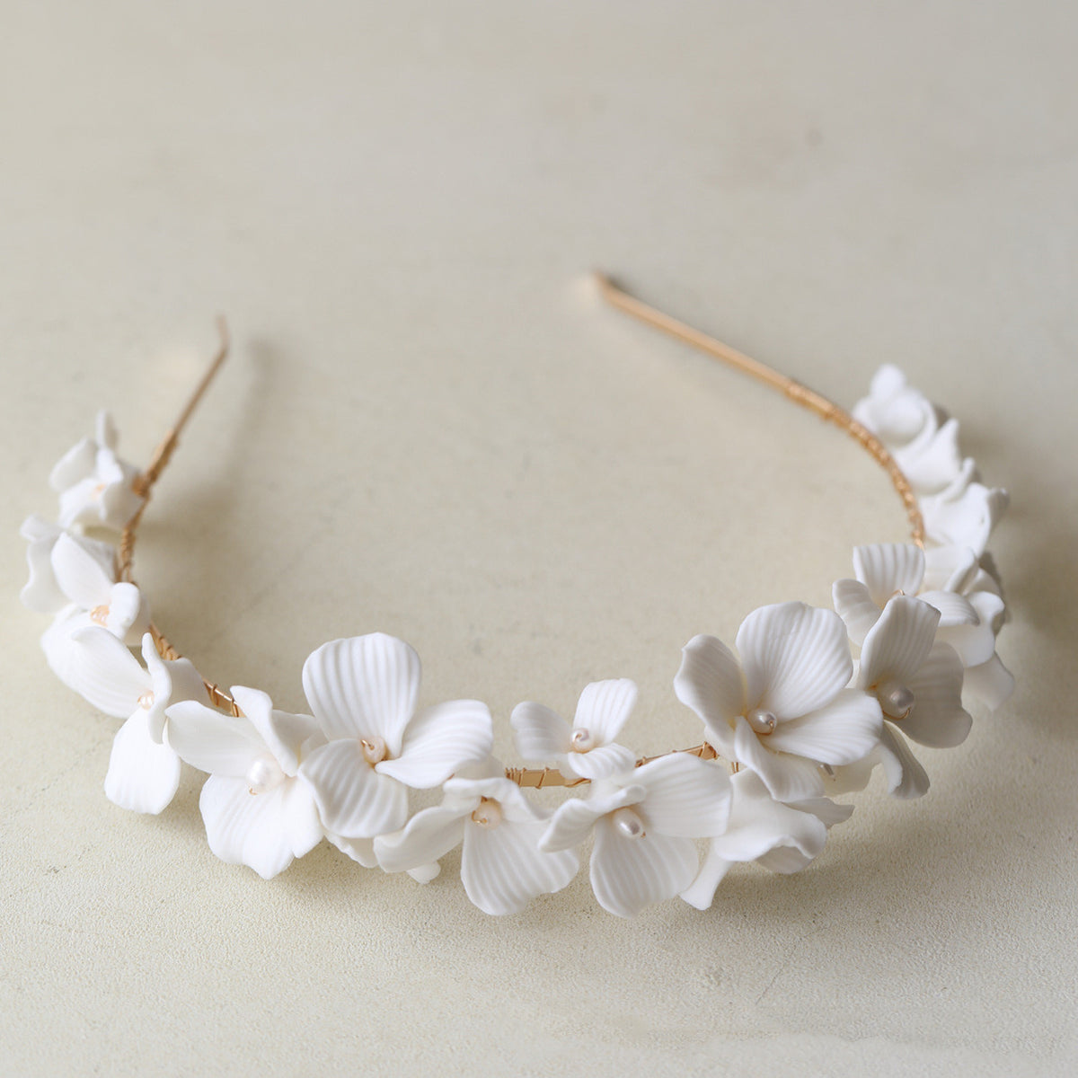 Bridal Simple Ceramic Flower Headband photo 2