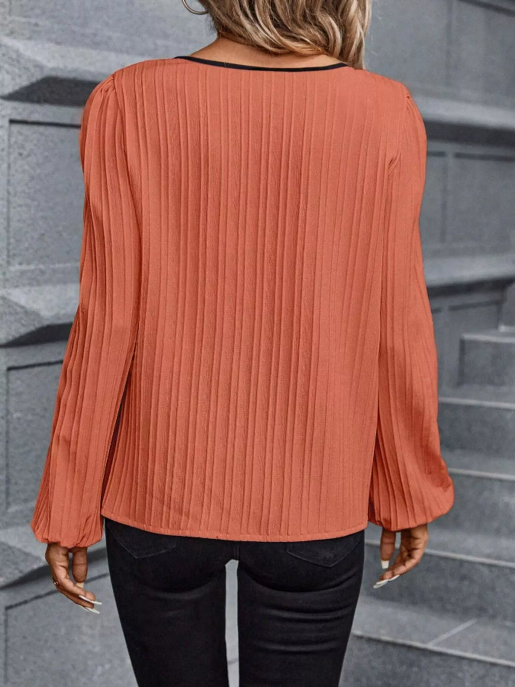 Contrast Notched Long Sleeve Blouse (10)
