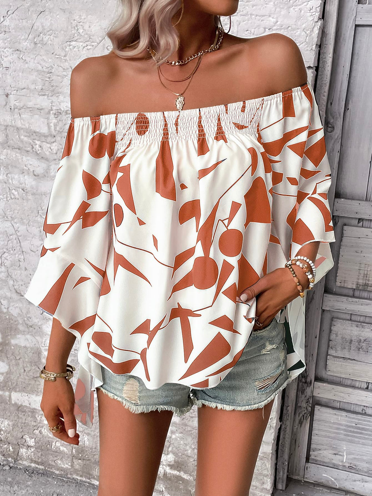 Printed Off-shoulder Bell Sleeve Blouse (5)