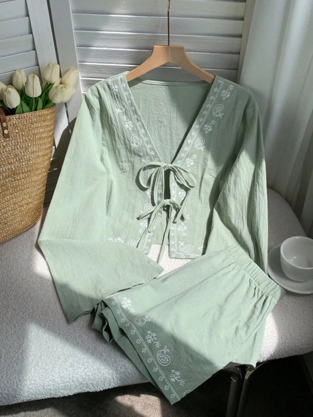 Embroidered Tie-front Top Shorts Set (12)