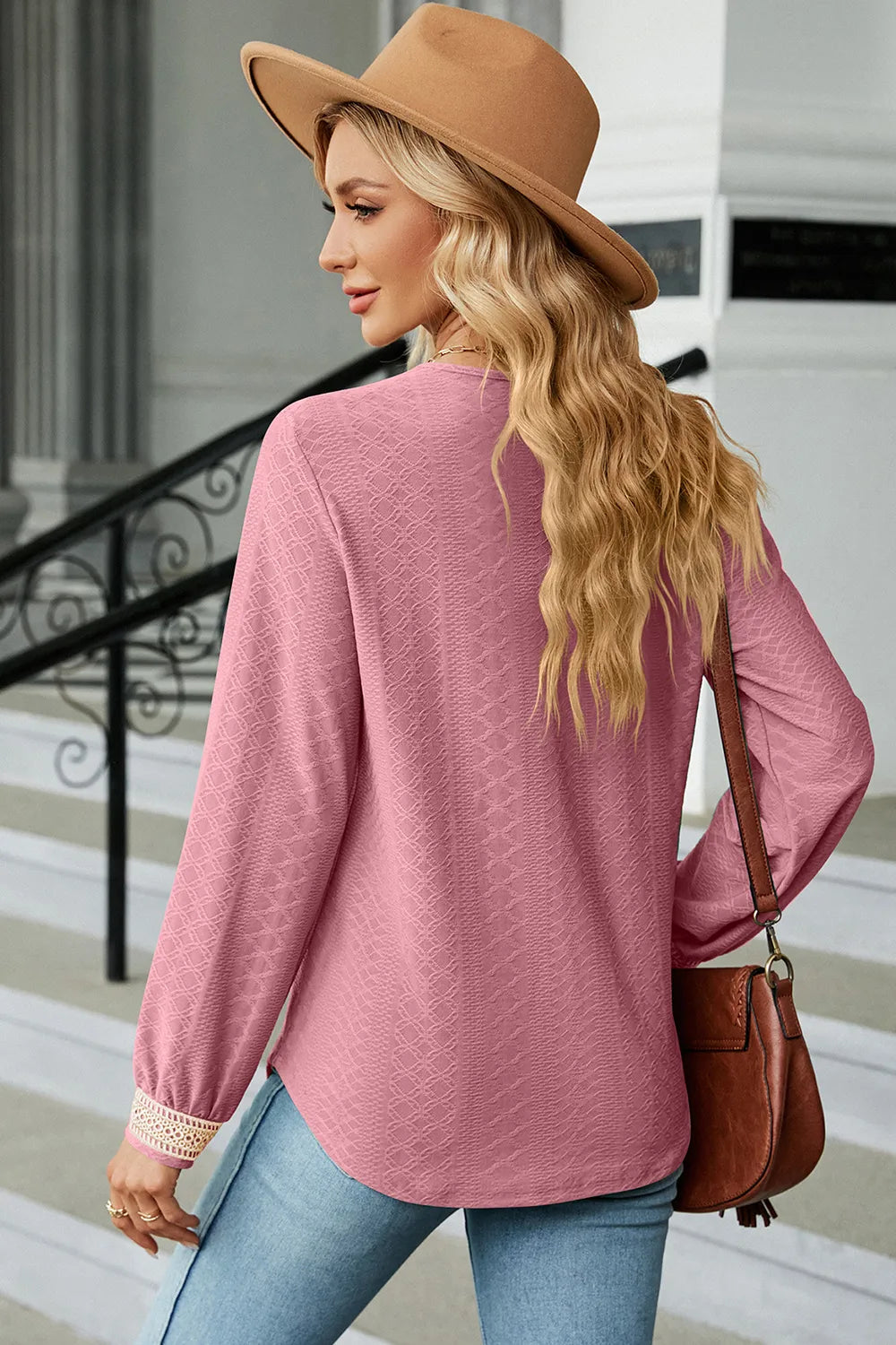 V-neck Long Sleeve T-shirt (9)