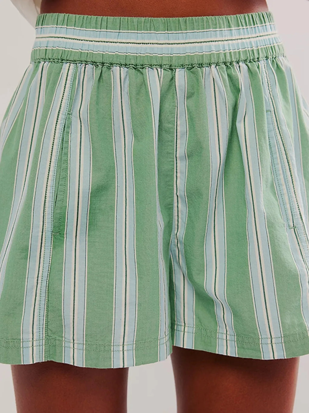 Striped High-waist Summer Shorts (2)