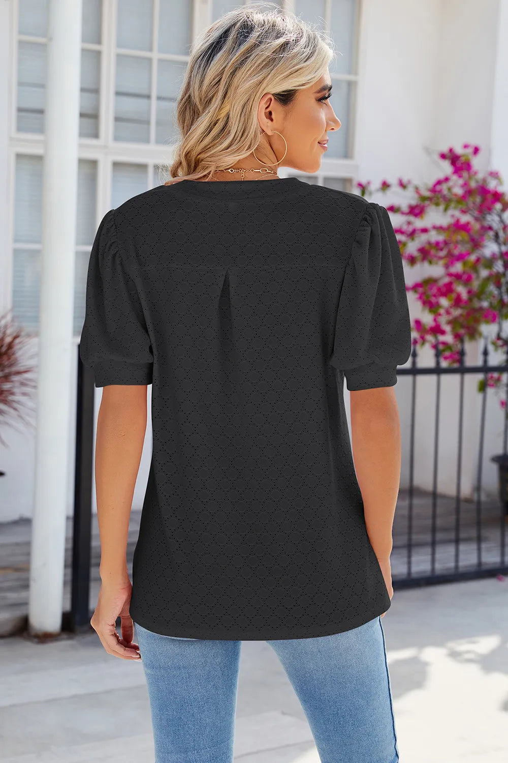 Eyelet Notched Puff Sleeve T-shirt (20)