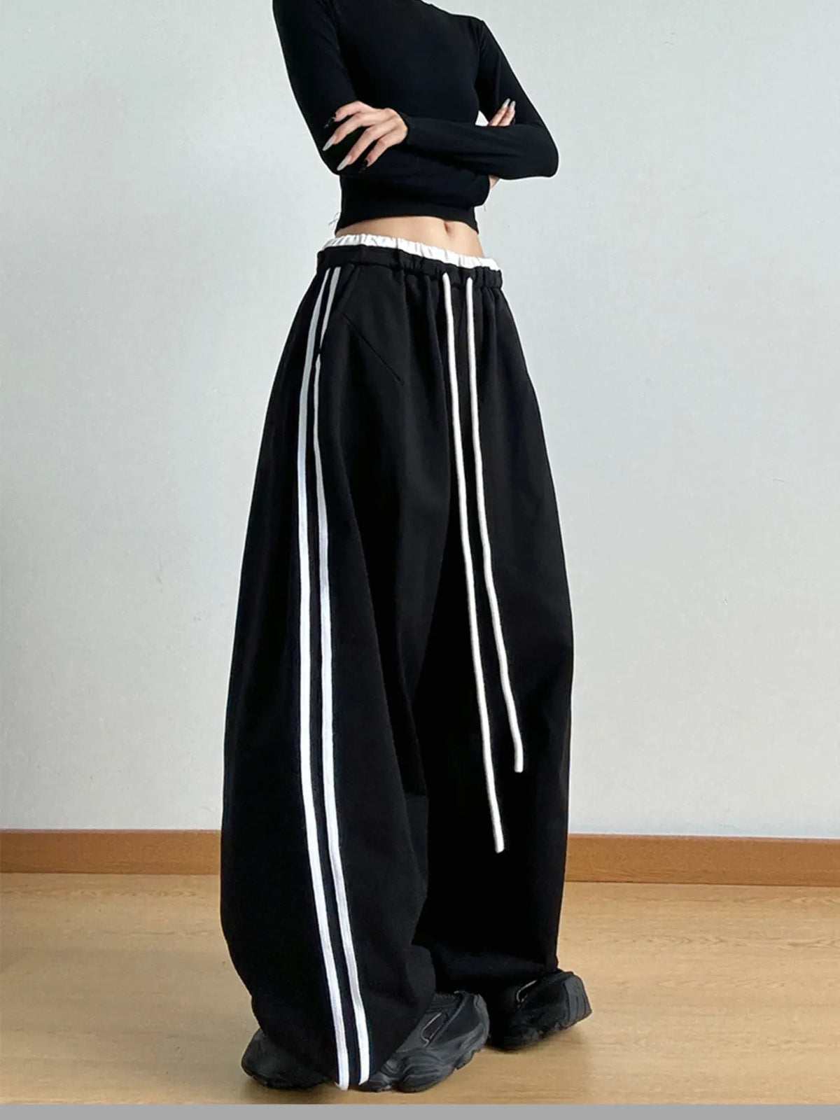 Wide Leg Drawstring Pants (8)