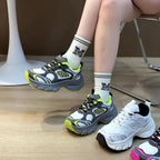 Letter Lace-up Round Toe Athletic Shoes (2)