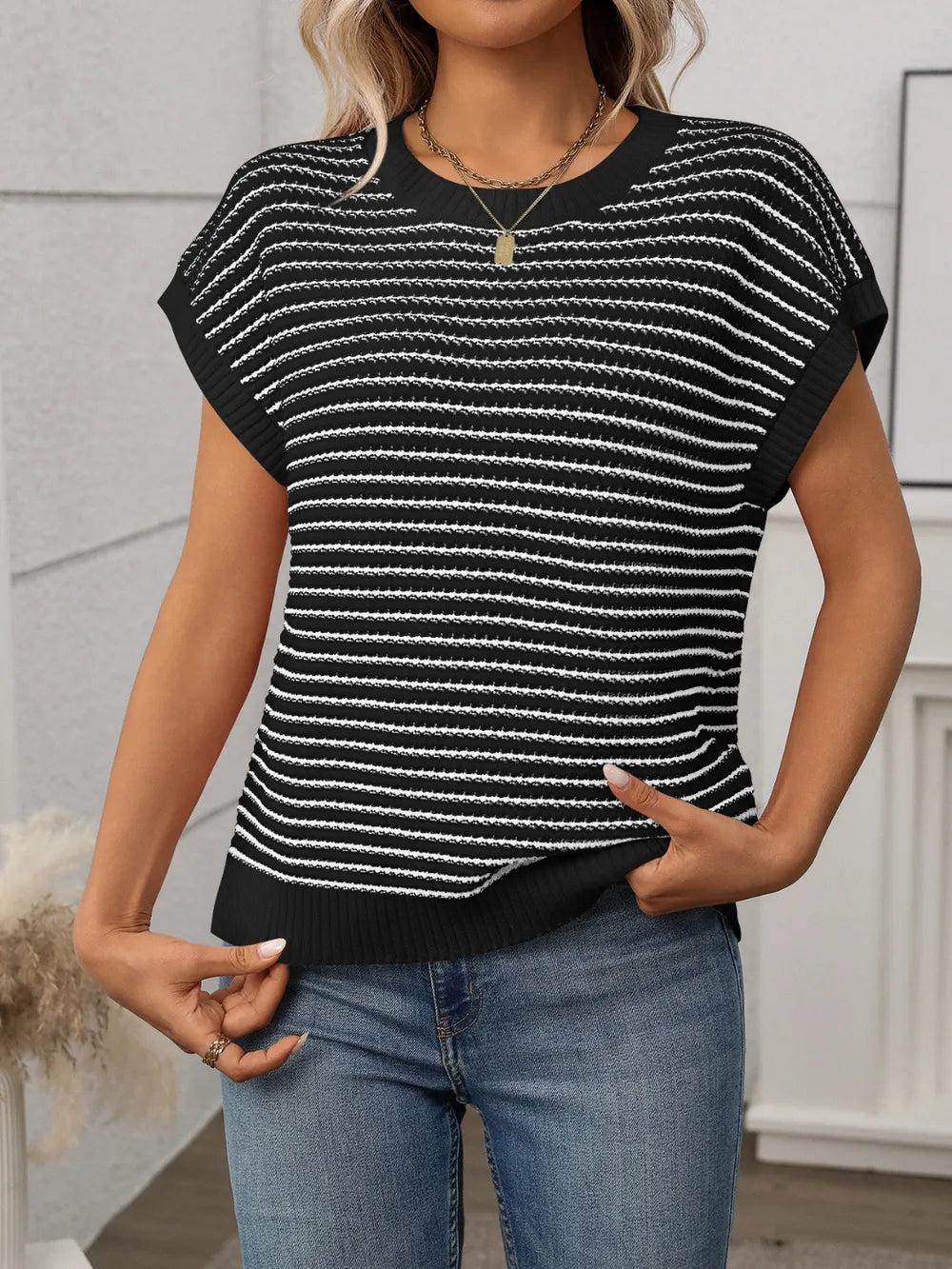 Striped Round Neck Short Sleeve Knit Top (9)
